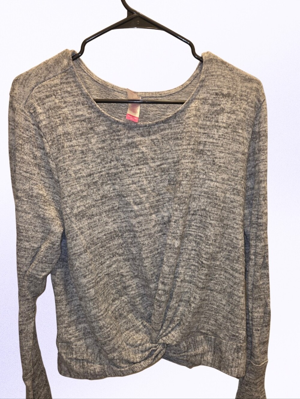 Heather Gray Twist-Front Long Sleeve Top
